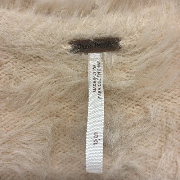 COPY - Free people sweater - Picture 2 of 5